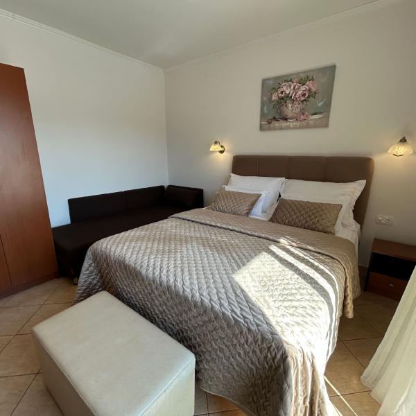 Vila Tina Triple 1920x1280 1